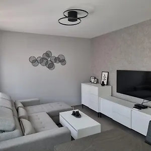 https://sunset-apartmanok-by-mital.szeged-hotels.com
