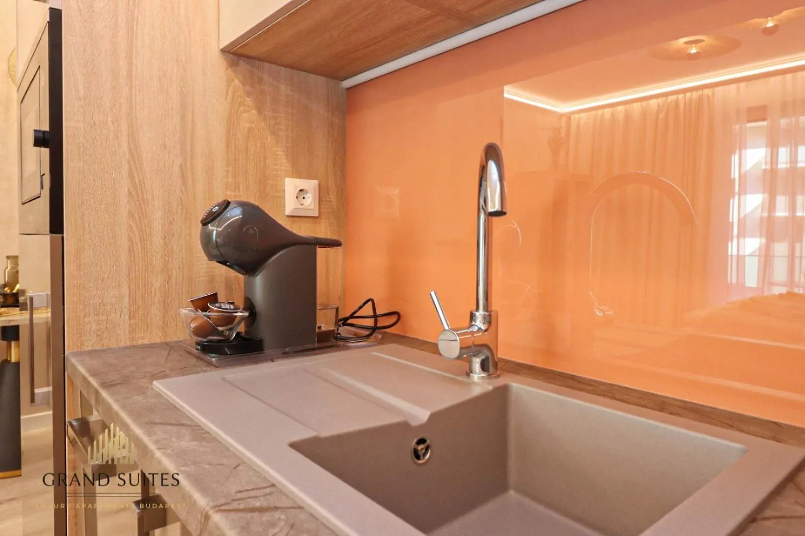 Grand Suites Promenade Budapest Apartman